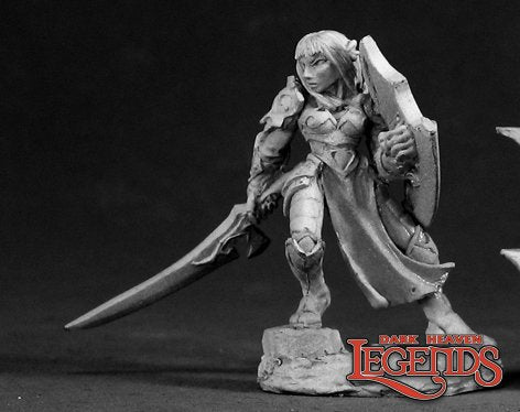 Reaper 03004: Dorva, Female Dark Elf, Dark Heaven Legends