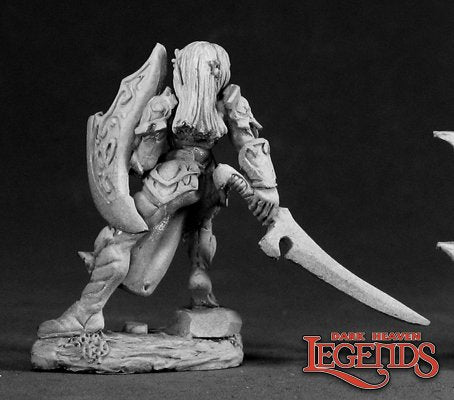 Reaper 03004: Dorva, Female Dark Elf, Dark Heaven Legends