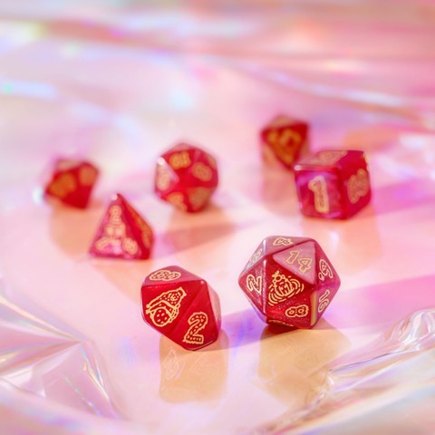 Q WORKSHOP Capybara Dice Set – Chillo with Gold Lettering (7-piece)
