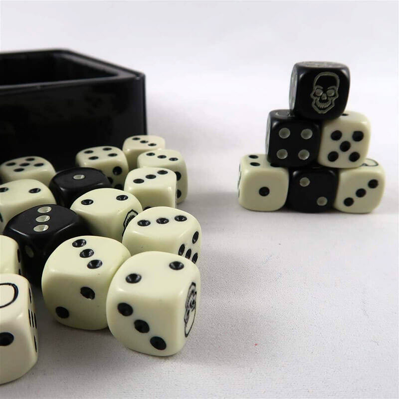 Gale Force Nine: Skull Dice Tin (20 Dice)