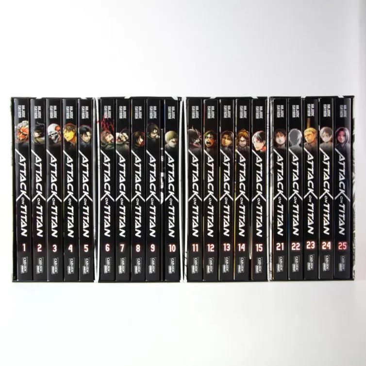 Attack on Titan, Bände 01-05 (im Sammelschuber mit Extra)