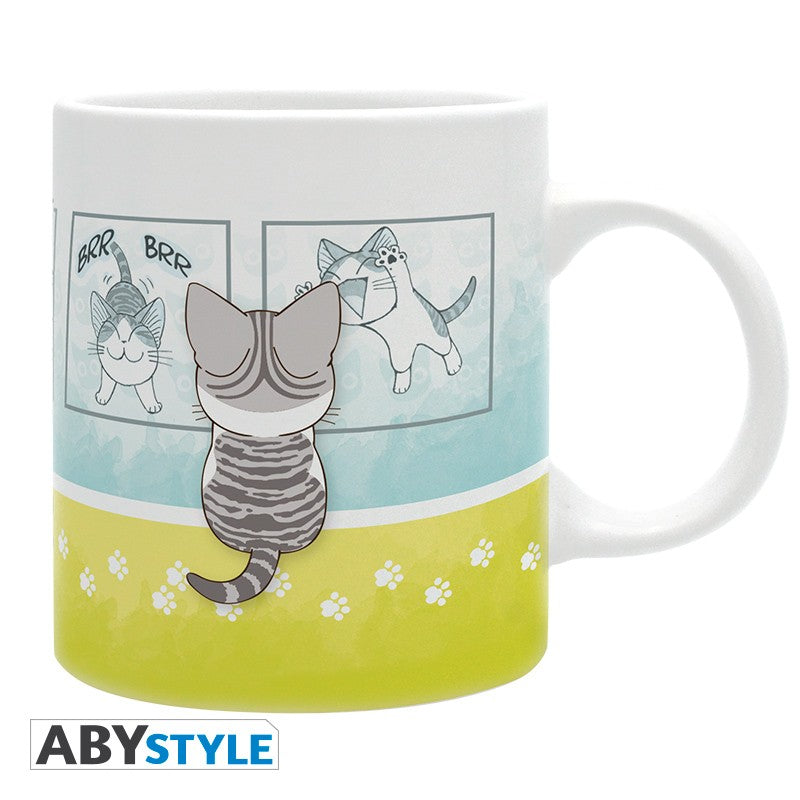 Kleine Katze Chi Tasse Pfotenabdrücke