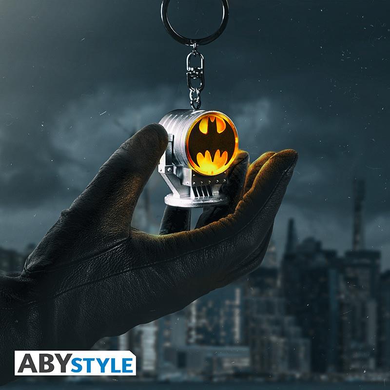DC Comics 3D Premium Keychain "Bat-Signal"