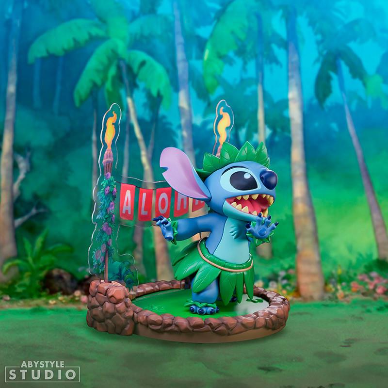 Disney Figure Stitch" Hula Dance