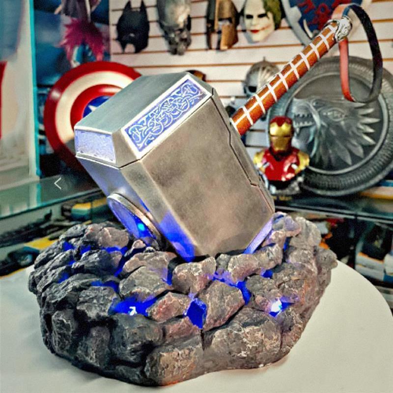 Thor's Hammer mit Led Base