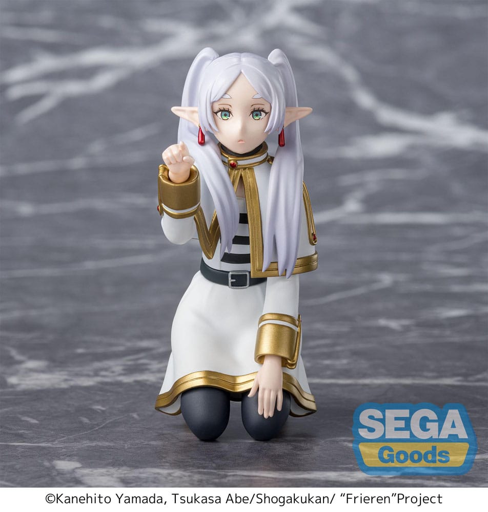 Frieren: Beyond Journey's End PM Perching PVC Statue Frieren Poking Something 10 cm