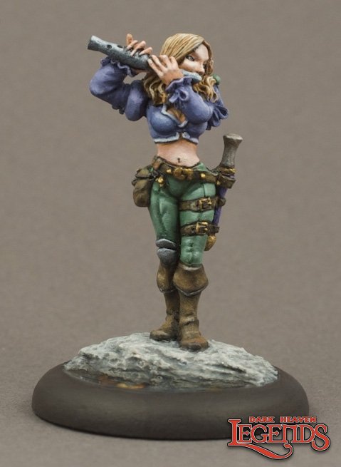 Reaper 03080: Anwyn, Female Bard, Dark Heaven Legends