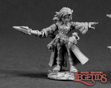 Reaper 03340: Cassie, Gnome Wizard, Dark Heaven Legends