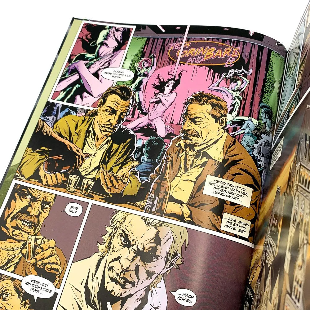 Batman Deluxe: Joker (New Translation) DC Hardcover