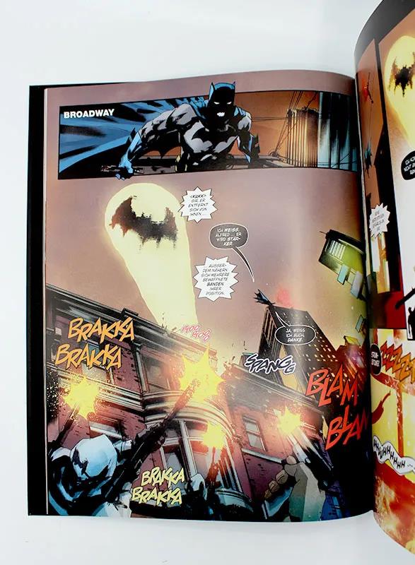 Batman: One Dark Knight, Variant (555)