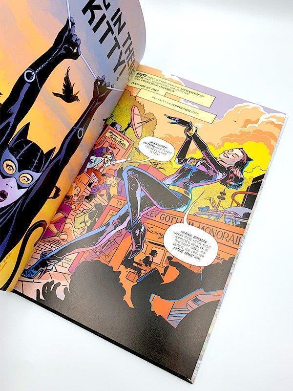DC Celebration - Catwoman (Deluxe Edition)