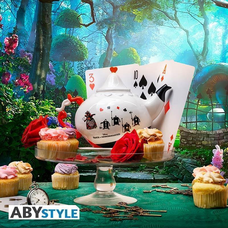 Disney Teapot Alice Queen of Hearts