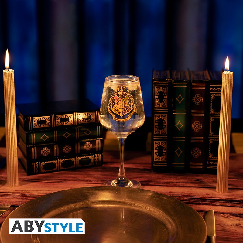 Harry Potter Stemmed Glass "Hogwarts Crest"