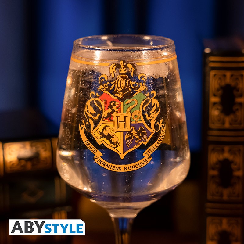 Harry Potter Stemmed Glass "Hogwarts Crest"