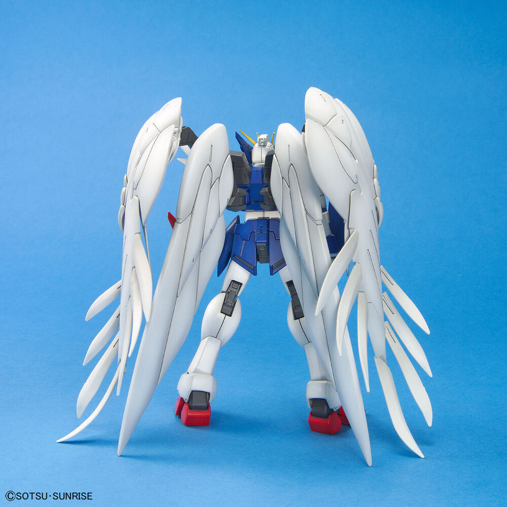Model Kit MG 1/100 Wing Gundam Zero EW