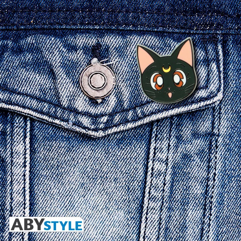 Sailor Moon Pin "Luna"