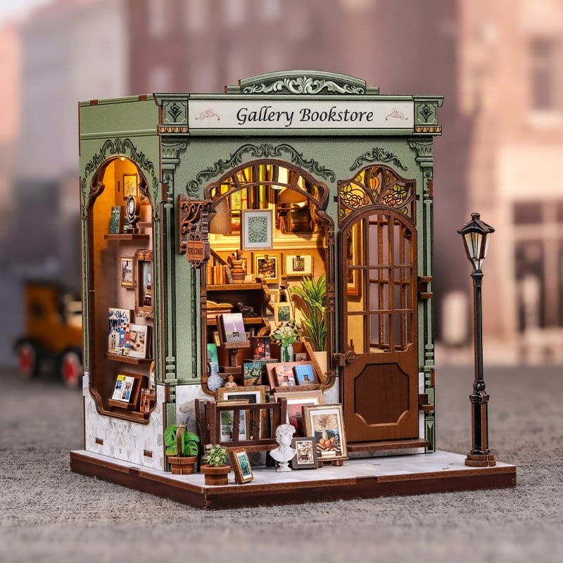 Miniature House Model Kit Gallery Bookstore 20 x 16 cm  