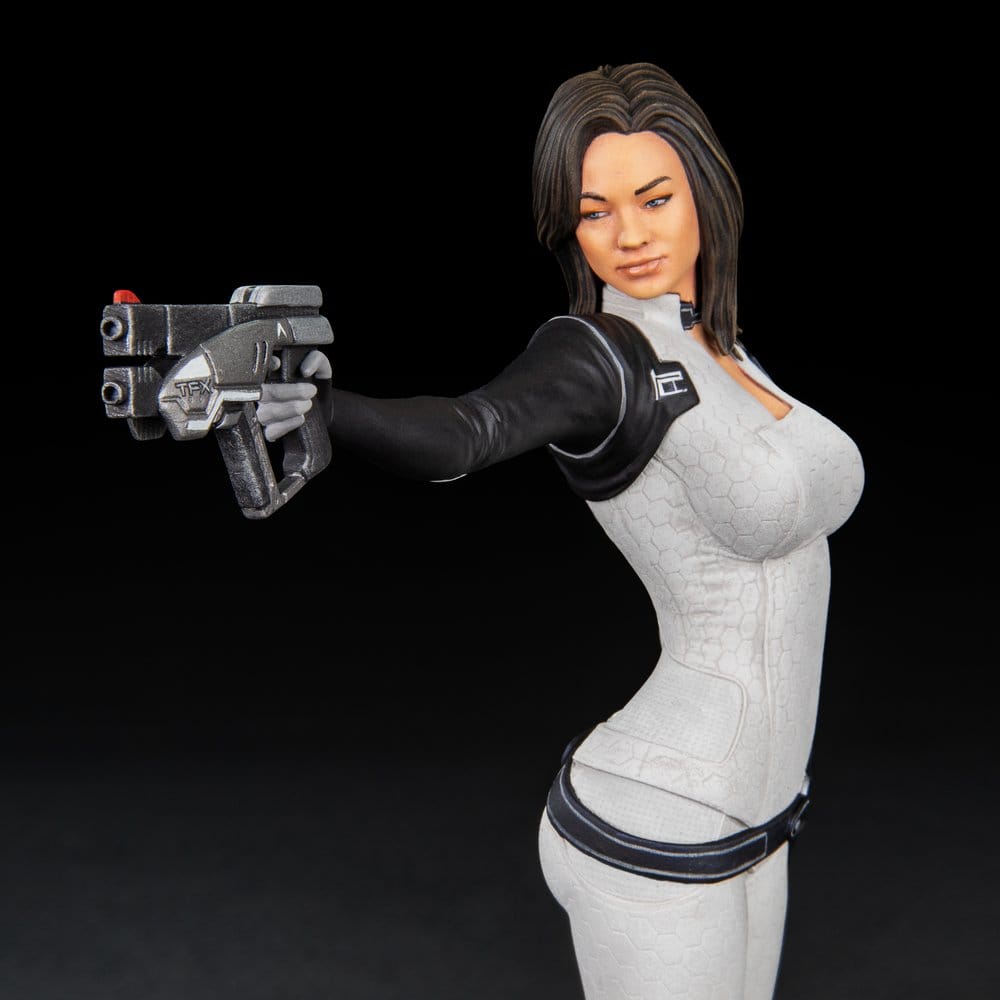 Mass Effect PVC Figur Miranda Lawson 22 cm