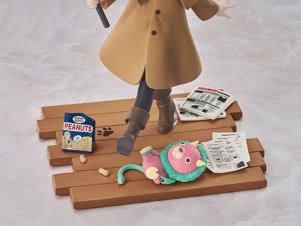 Spy x Family PVC Statue 1/7 Anya Forger: Detective Ver. 17 cm