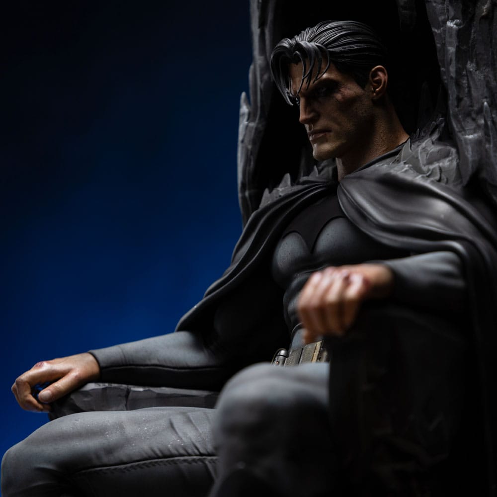DC Comics Legacy Replica Statue 1/4 Batman and Bruce Wayne 79 cm 