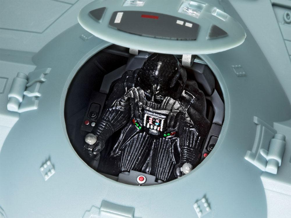 Star Wars Model Kit 1/57 Darth Vader's TIE Fighter 17 cm