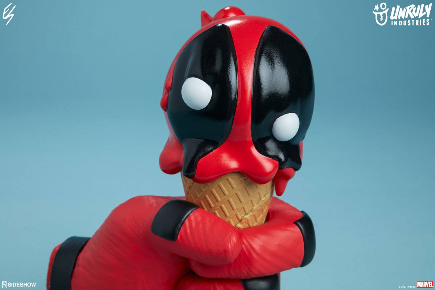 Marvel One Scoops Vinyl Figur Deadpool 17 cm
