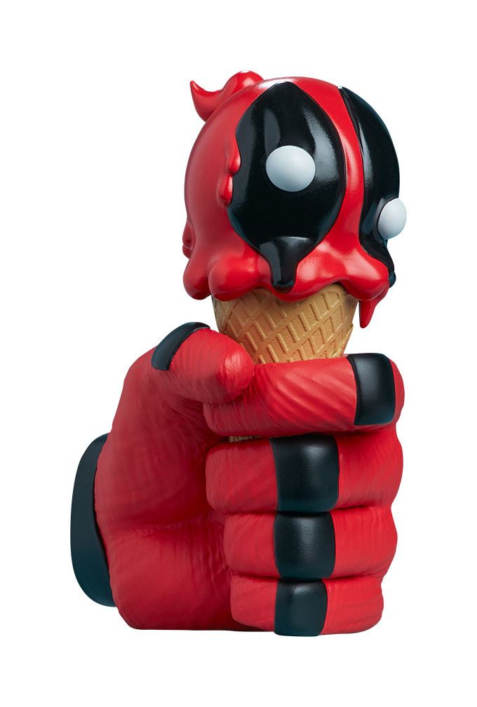 Marvel One Scoops Vinyl Figur Deadpool 17 cm