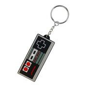 Nintendo Gummi-Schlüsselanhänger NES Controller...